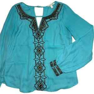 Francesca's Aztec Embroidered Blouse‎